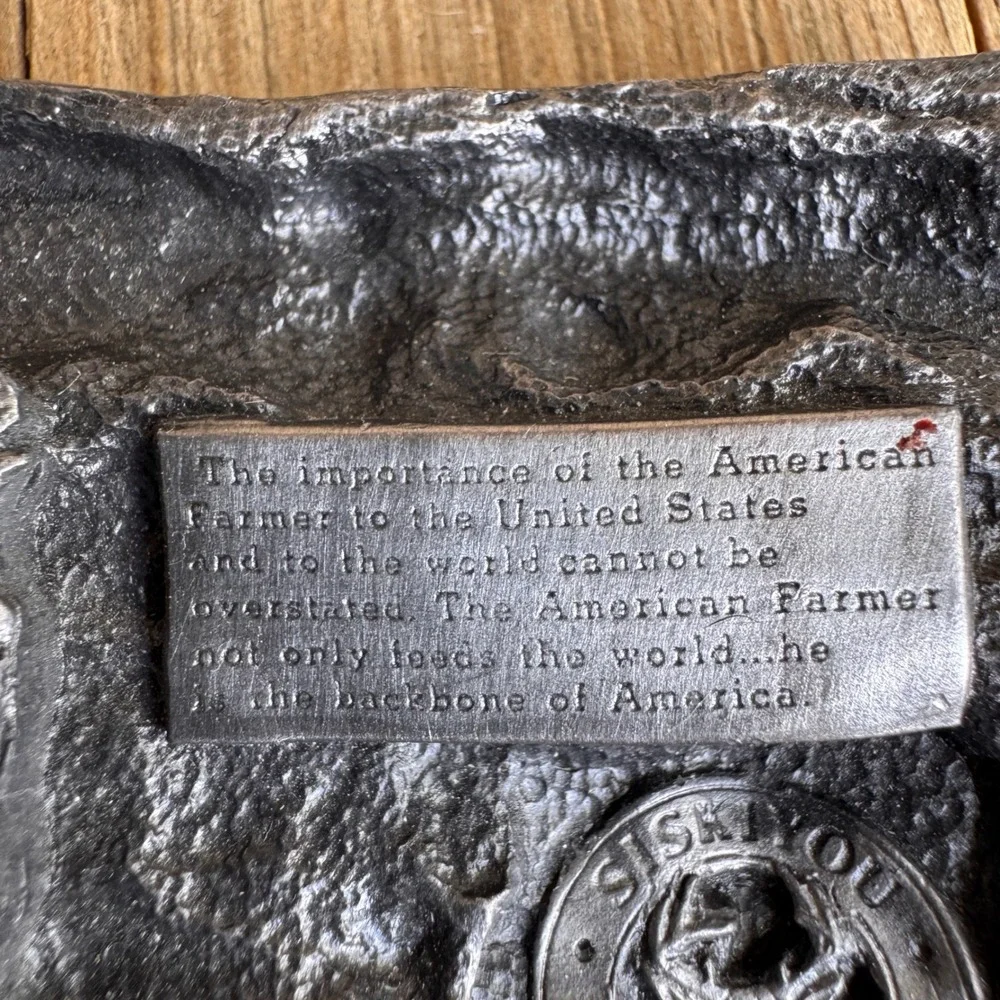 Vintage 1983 Siskiyou American Farmer Feeds The World Belt Buckle E-27 Pewter